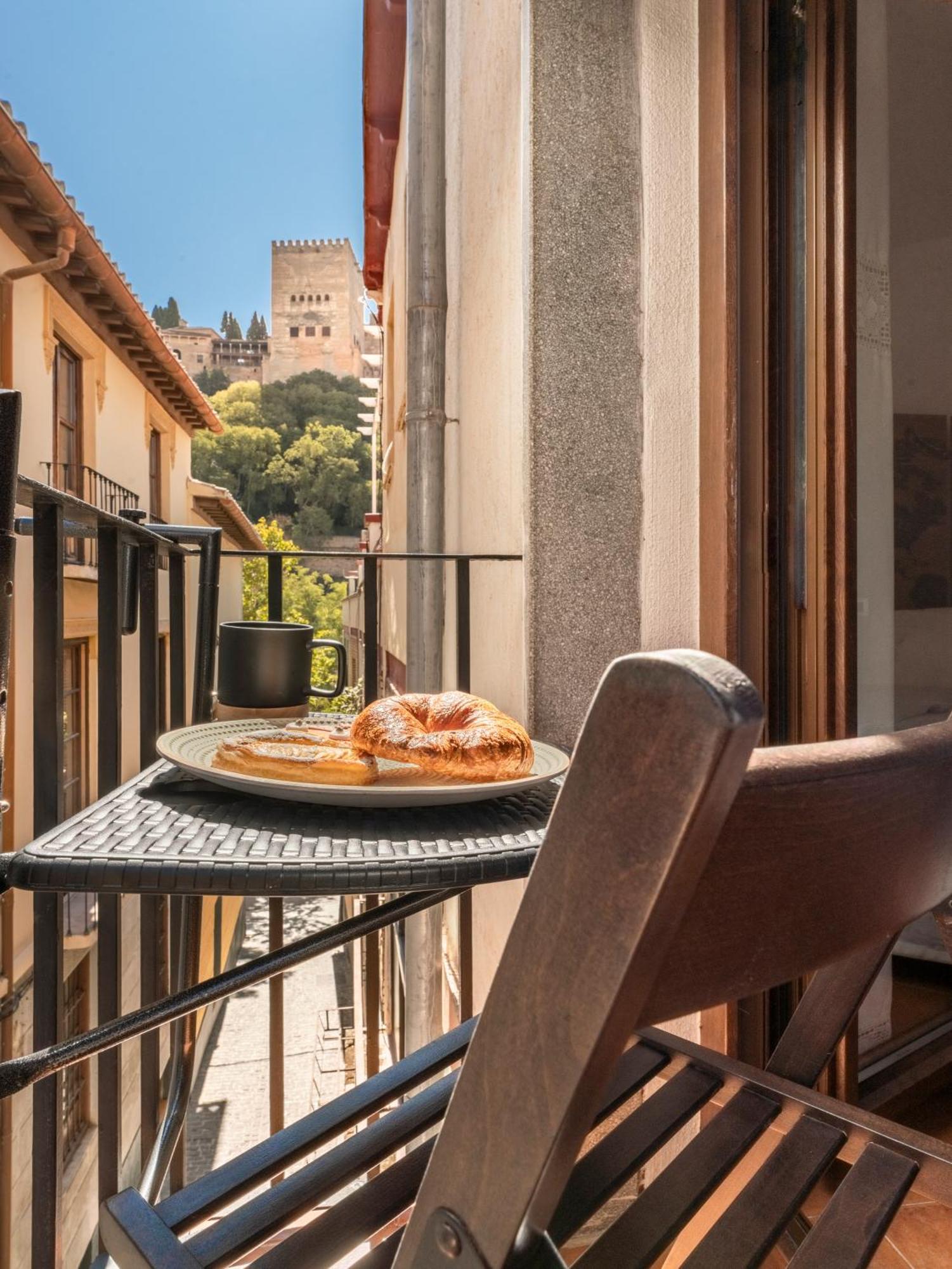 Apartamento Alhambra Boutique Гранада Екстериор снимка